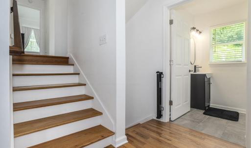 MLS 1645 N Lee HiWay-22