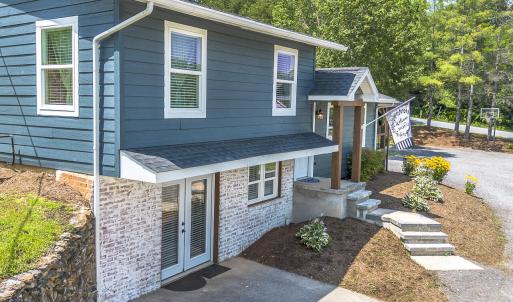 MLS 1645 N Lee HiWay-3