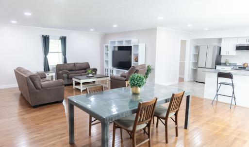 Living Room/Dining