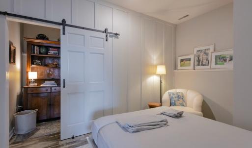 Sitting room with murphy bed down