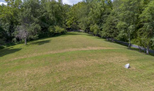 Vacant lot, currently sideyard, included