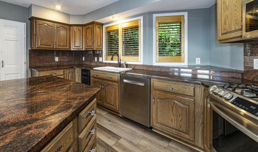 Kitchen sink overlooks front yard
