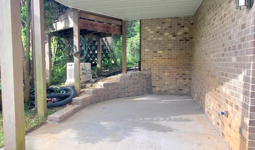 Covered Patio beneath Deck