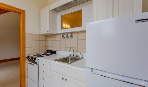 Guest Apt Kitchen