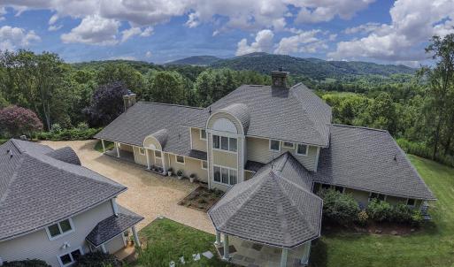 327 Spring Farm Rd, Lexington