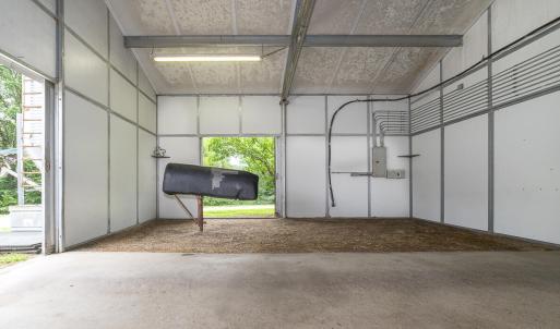 9195 Springwood Rd-40