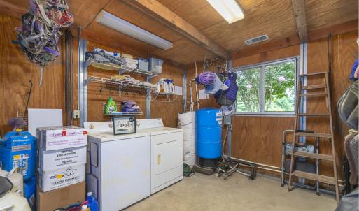 9195 Springwood Rd-51