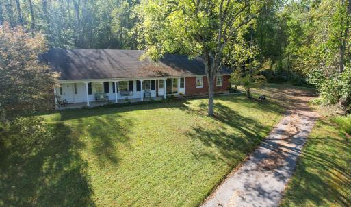 Farmhouse100125106