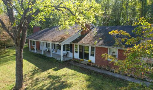 Farmhouse100125104