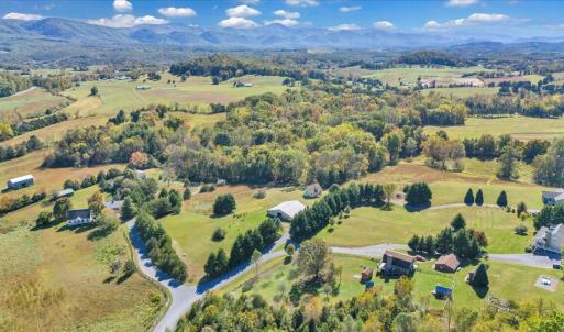 098-DJI_20251014135353_0022_D