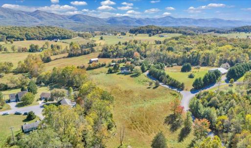 111-DJI_20251014135943_0034_D