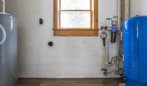 3660 Union Church Rd laundry utility clo