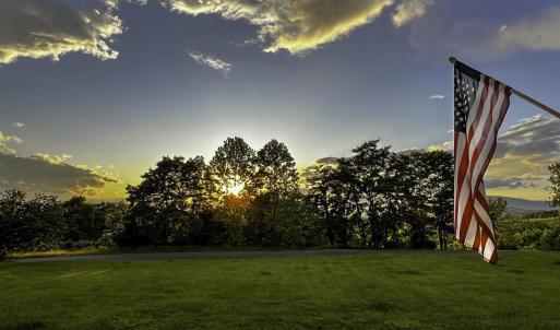 EC4D912D-8E53-40FD-B4C2-14A9345866BC-IMG