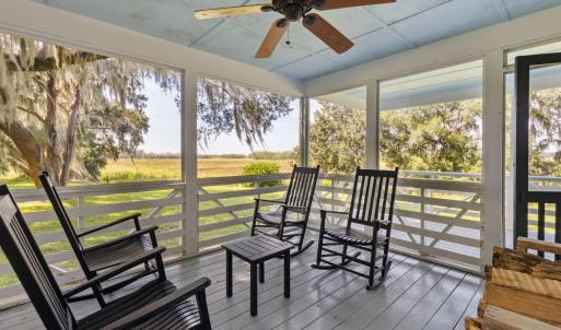 Guest Home Screened In Porch