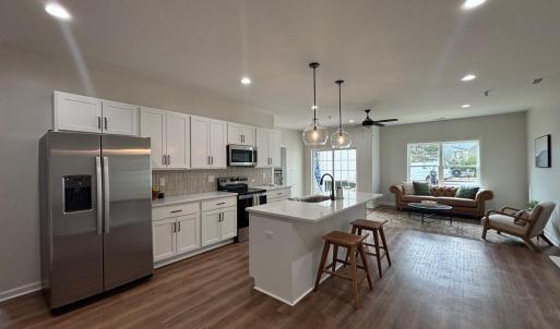 Photo #4 of 125 Brenleigh Court, Lynchburg, VA