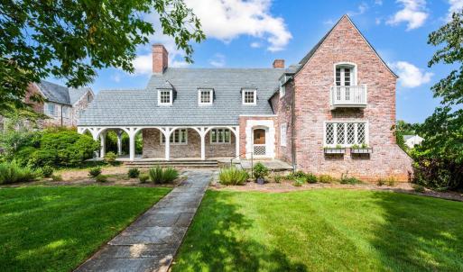 Photo #1 of 113 Oakwood Place, Lynchburg, VA 0.5 acres