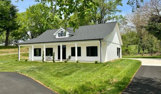 Photo #1 of 520 Raflo Place Avenue, Bedford, VA 0.8 acres