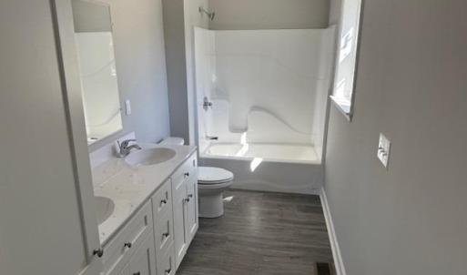 Home to be similar to image provided here