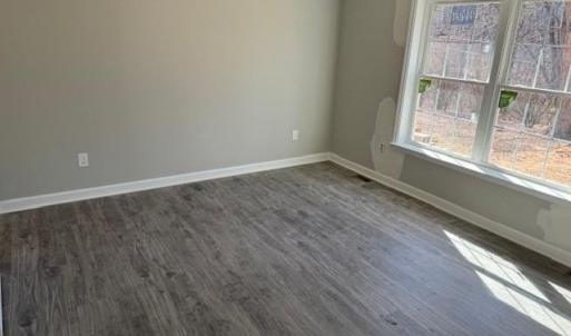 Home to be similar to image provided here
