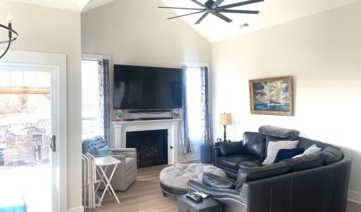 Photo #4 of 1054 Barrows Hill Drive, Huddleston, VA 0.2 acres