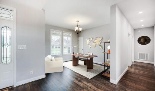 This room has been virtually staged.