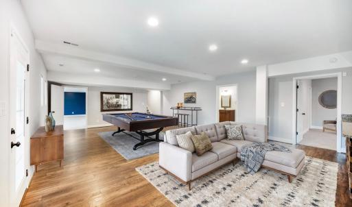 This room has been virtually staged.