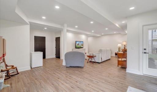 Photo #54 of 111 Retreat Lane, Huddleston, VA 0.2 acres