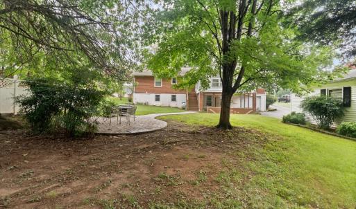 Photo #2 of 1533 Oakwood Street, Bedford, VA 0.4 acres