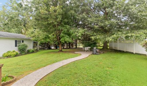Photo #19 of 1533 Oakwood Street, Bedford, VA 0.4 acres