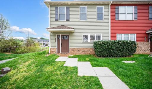 Photo #1 of 1066 Commonwealth Circle, Forest, VA 0.1 acres