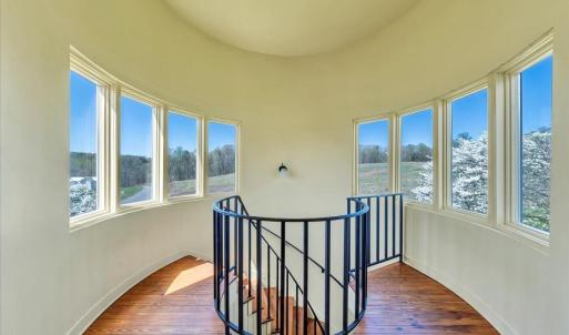 Photo #7 of 103 Crestview Road, Wirtz, VA 3.0 acres