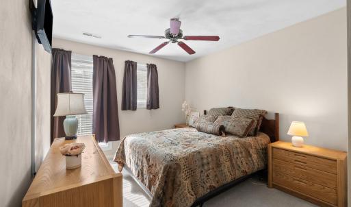 Photo #23 of 75 Dockside Circle, Moneta, VA