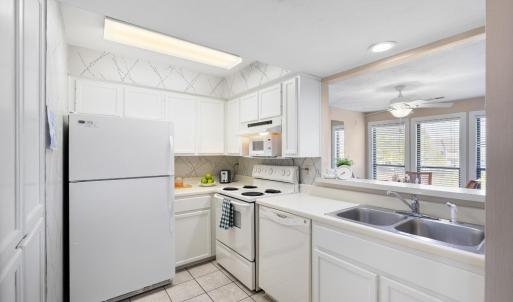 Photo #14 of 75 Dockside Circle, Moneta, VA