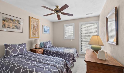 Photo #27 of 75 Dockside Circle, Moneta, VA