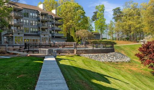 Photo #2 of 75 Dockside Circle, Moneta, VA