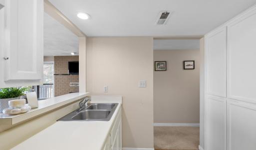 Photo #16 of 75 Dockside Circle, Moneta, VA