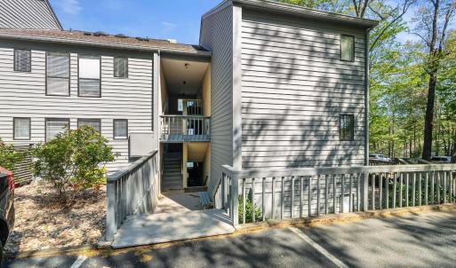 Photo #7 of 75 Dockside Circle, Moneta, VA