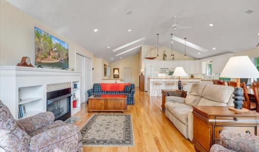 Photo #10 of 806 Cedar Key Lane, Huddleston, VA 1.7 acres