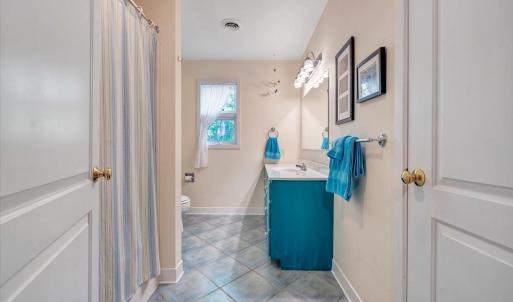 Photo #28 of 806 Cedar Key Lane, Huddleston, VA 1.7 acres
