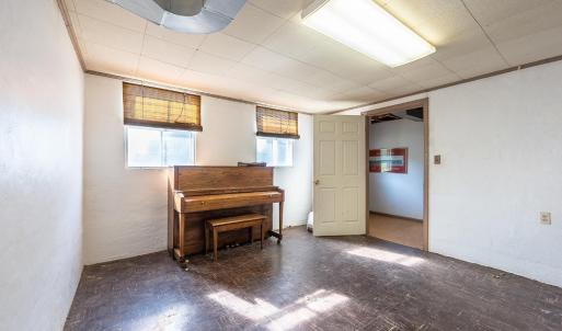 Photo #34 of 1235 Ashland Circle, Bedford, VA 0.4 acres