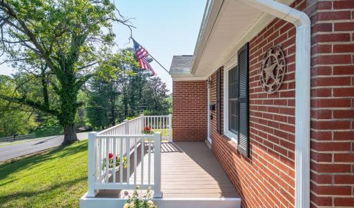 Photo #3 of 1235 Ashland Circle, Bedford, VA 0.4 acres