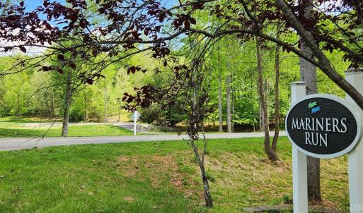 Photo #8 of 1057 Barrow Hills Drive, Moneta, VA 0.3 acres