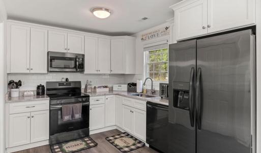 Photo #14 of 208 Samson Way, Madison Heights, VA 1.1 acres