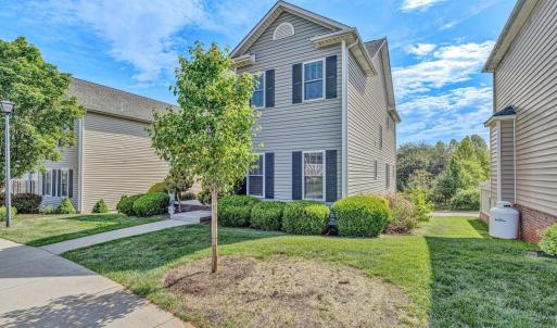 Photo #3 of 1145 Cranberry Court, Moneta, VA 0.1 acres