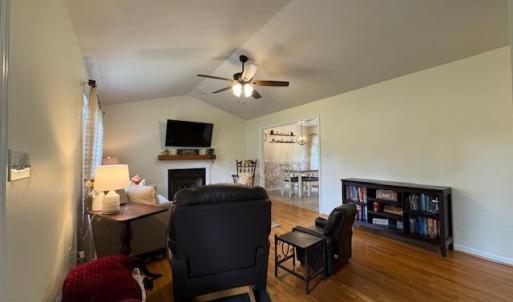 Photo #8 of 4375 Pumping Station Road, Appomattox, VA 1.9 acres