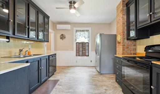 Photo #6 of 524 Longwood Avenue, Bedford, VA 0.4 acres