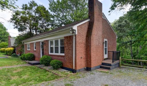 Photo #1 of 1026 Oakmont Circle, Lynchburg, VA 0.6 acres