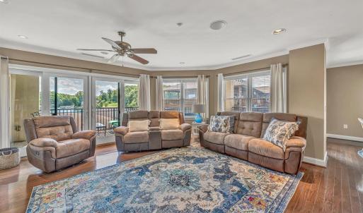 Photo #7 of 100 Bridgewater Pointe Place, Moneta, VA