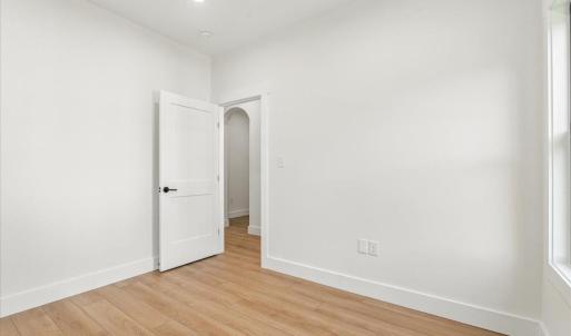 Photo #33 of 1037 Westerham Court, Huddleston, VA 0.4 acres