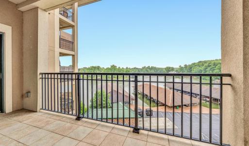 Photo #26 of 100 Bridgewater Pointe Place, Moneta, VA